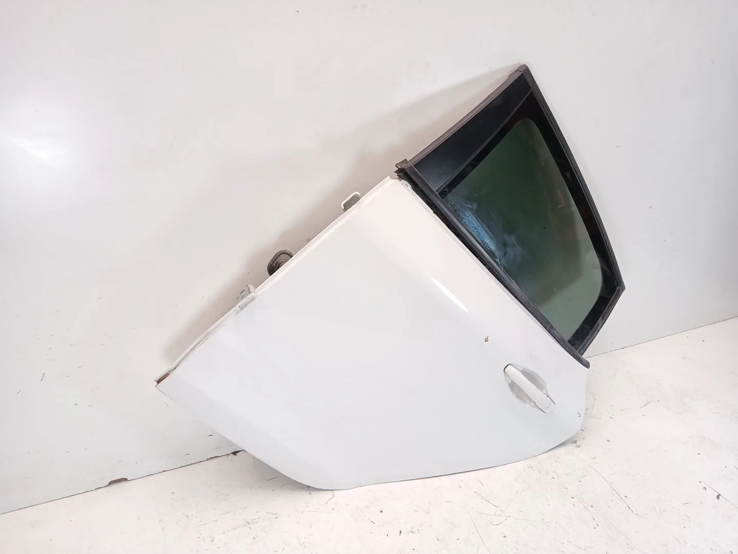 Puerta Trasera Izquierda para Peugeot 208 I (Ca_, Cc_)
