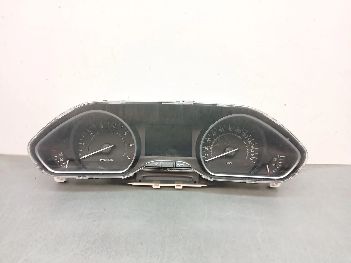 Cuadro Instrumentos para Peugeot 208 I (Ca_, Cc_)
