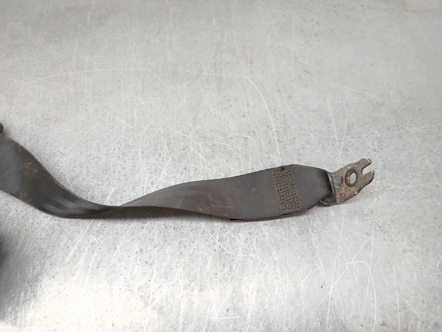 Cinturon Seguridad Trasero Izquierdo para Ford Fiesta Vii (Hj, Hf)