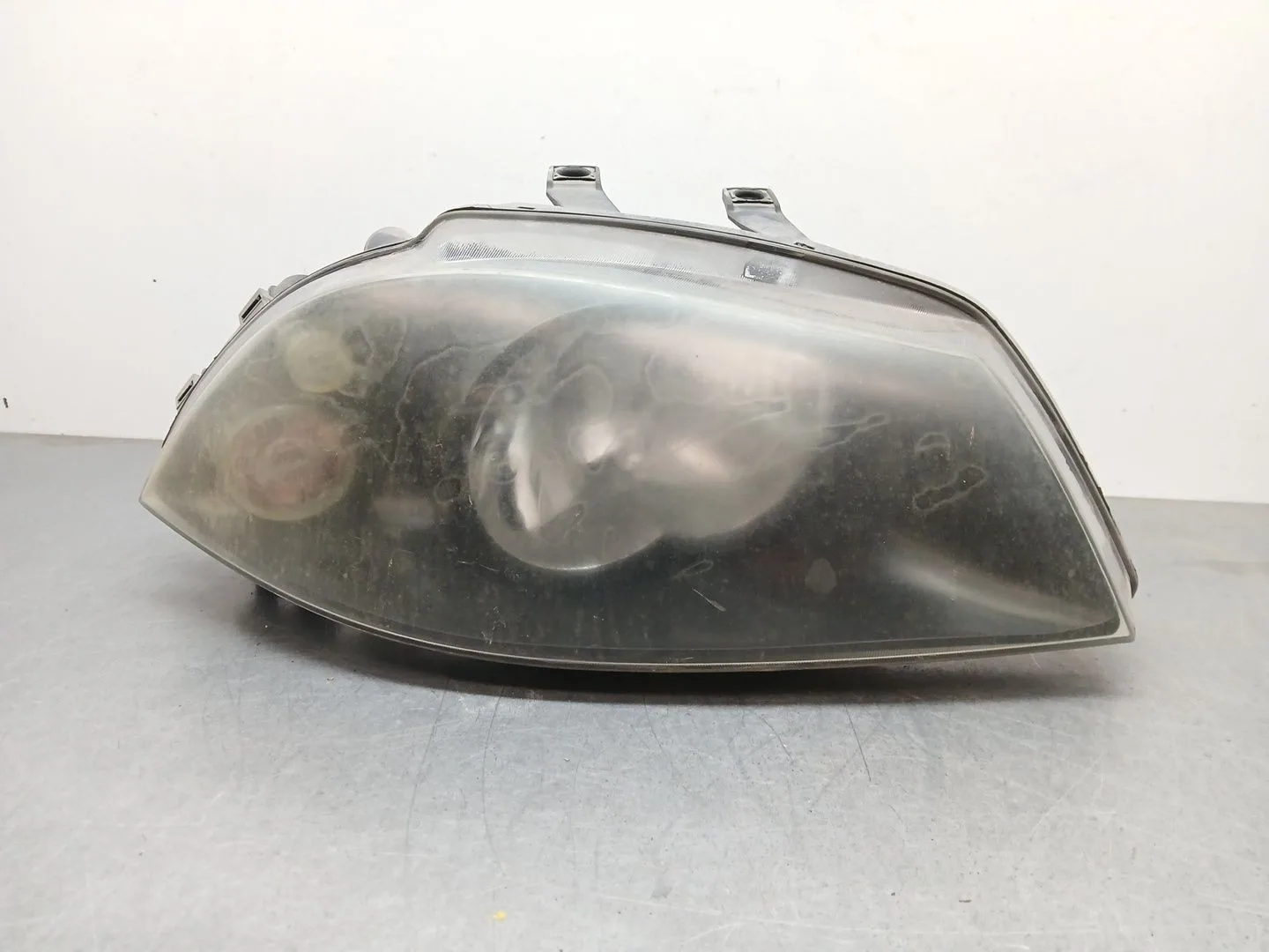 Faro Derecho para Seat Ibiza Iii (6L1)