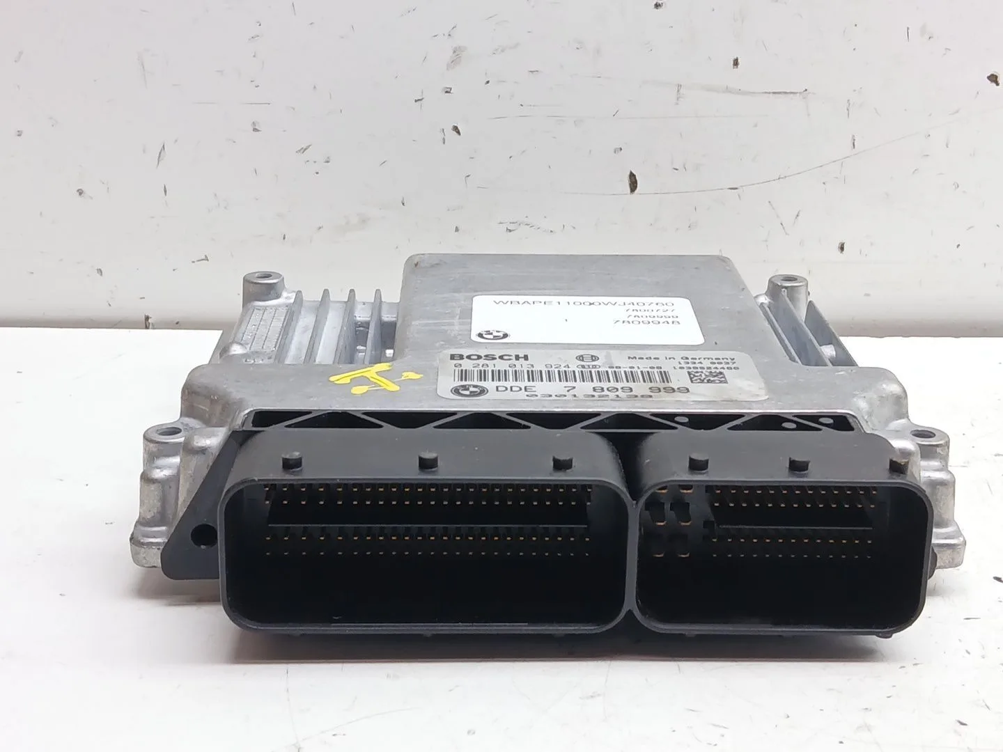 Centralita Motor Uce para Bmw X3 (E83)