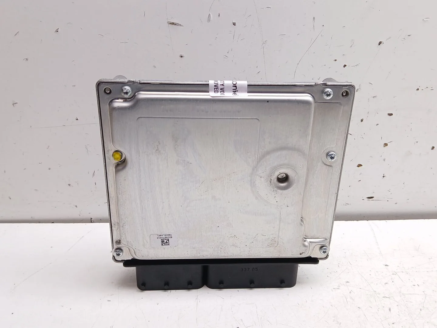 Centralita Motor Uce para Bmw X3 (E83)