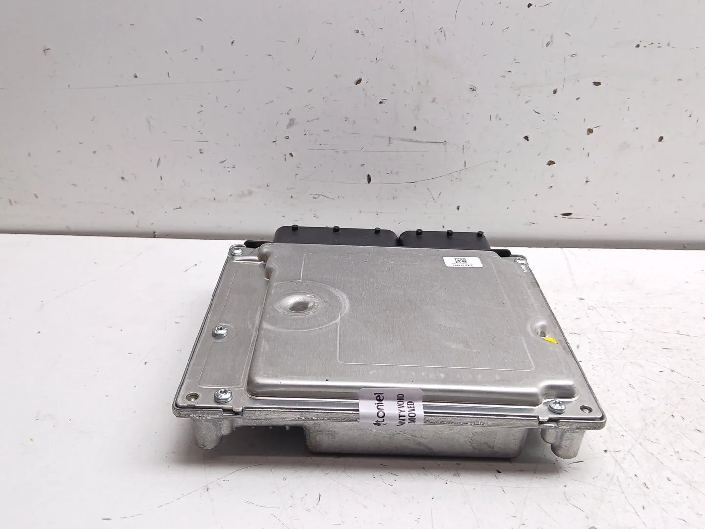 Centralita Motor Uce para Bmw X3 (E83)