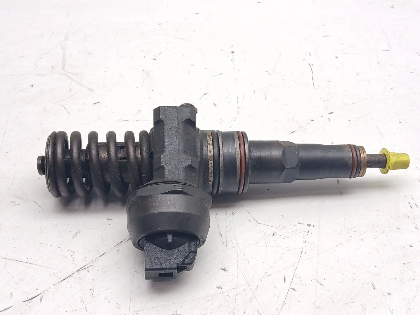 Inyector para Volkswagen Passat Berlina (3B3)