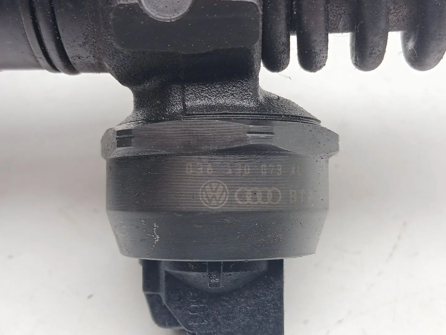 Inyector para Volkswagen Passat Berlina (3B3)