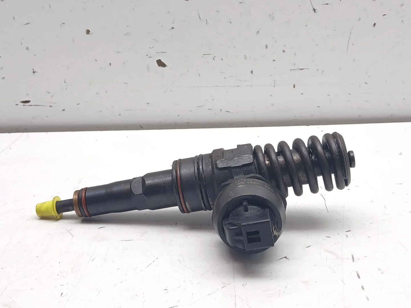 Inyector para Volkswagen Passat Berlina (3B3)