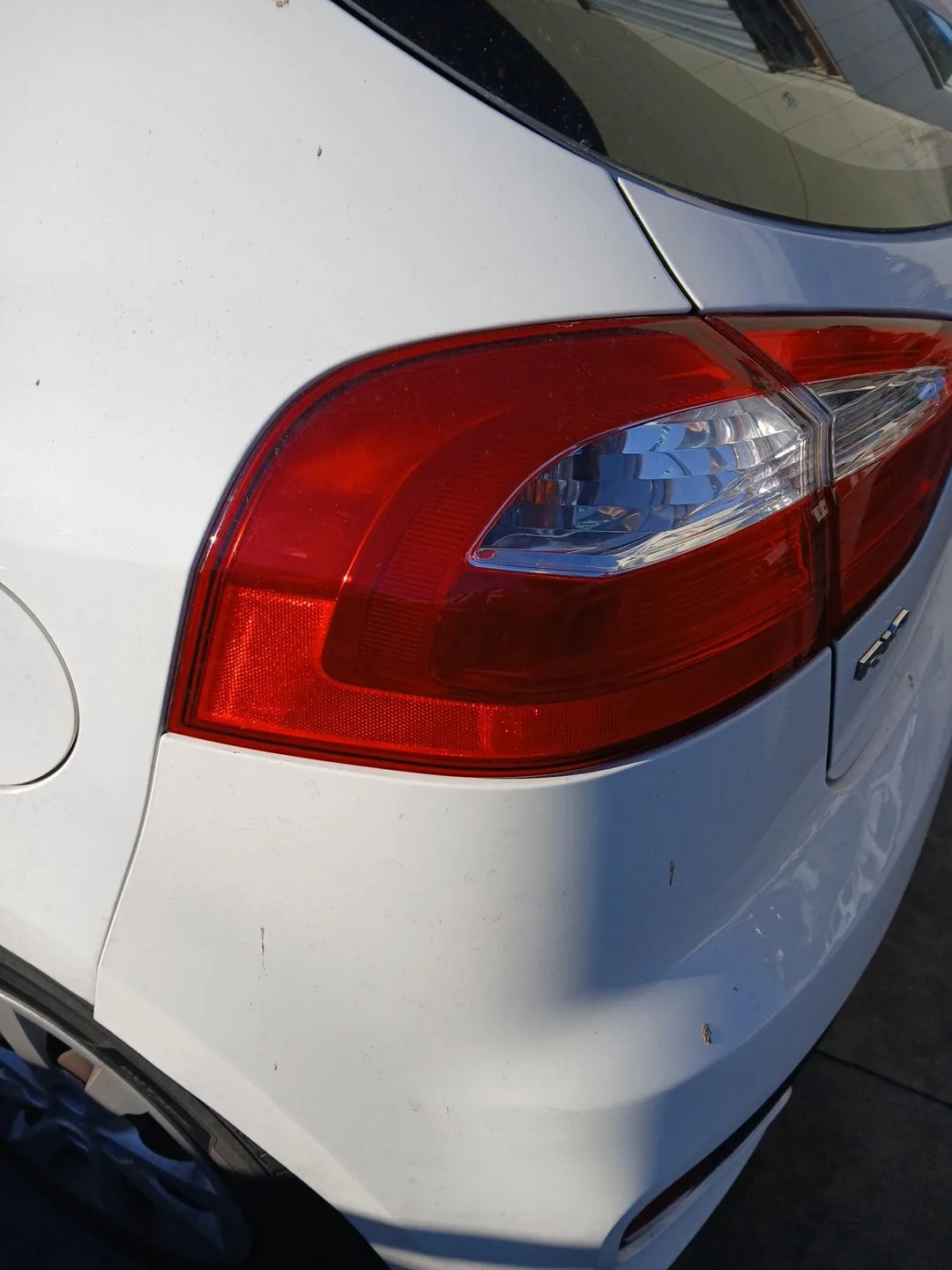 Piloto Trasero Izquierdo para Kia Rio Iii (Ub)