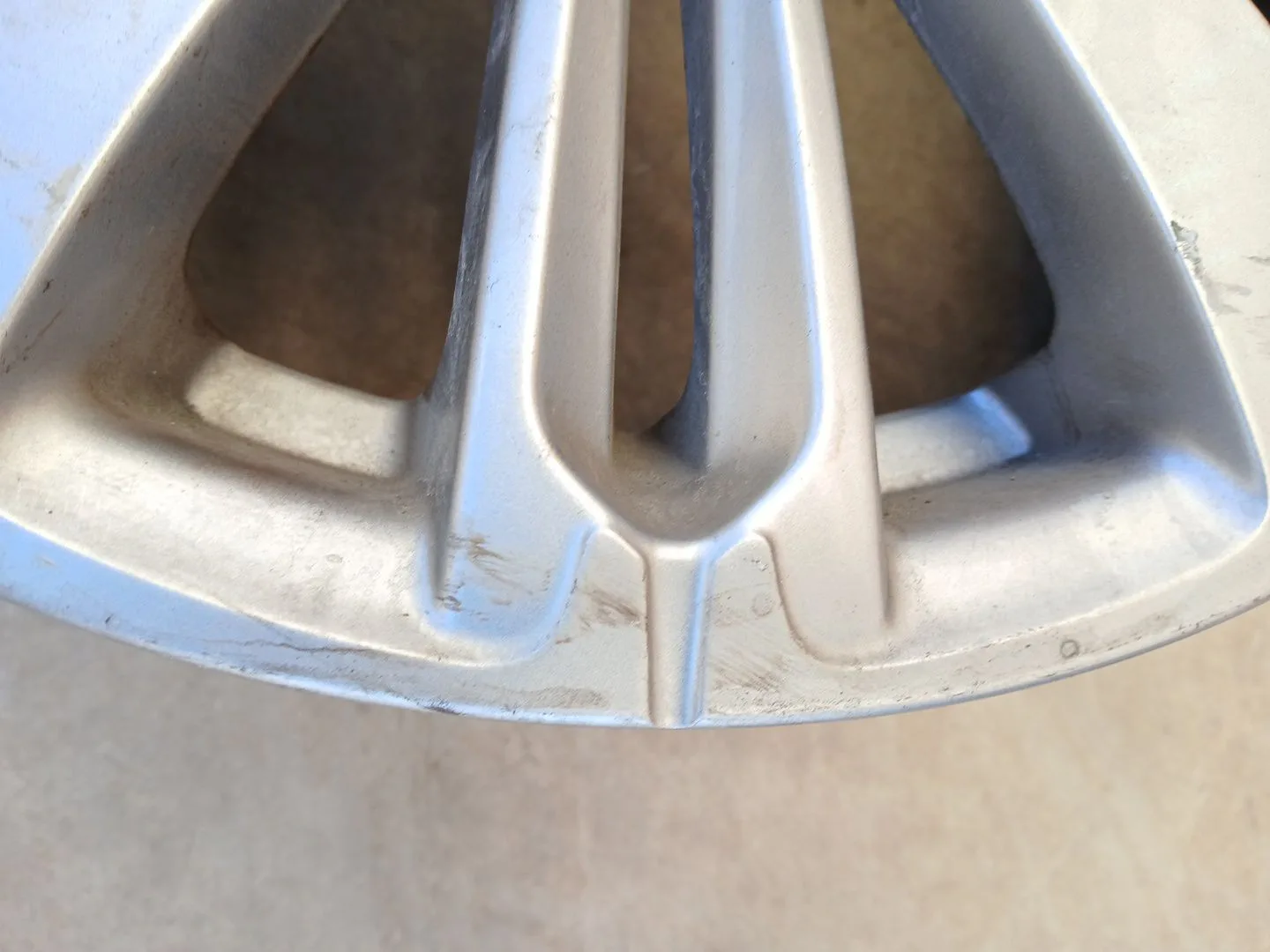 Llanta para Peugeot 208 I (Ca_, Cc_)