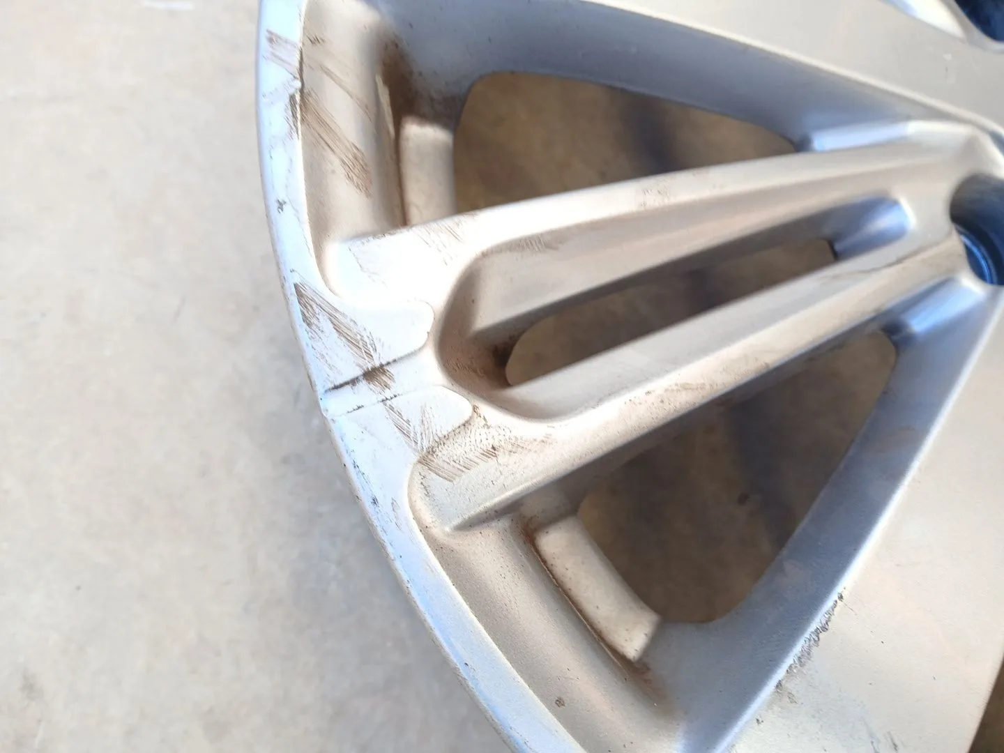 Llanta para Peugeot 208 I (Ca_, Cc_)