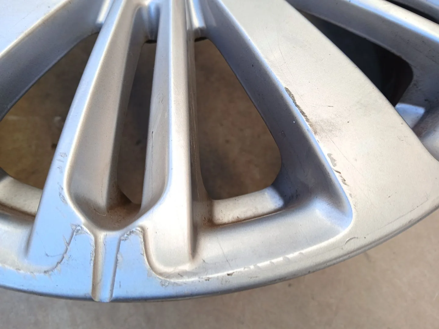 Llanta para Peugeot 208 I (Ca_, Cc_)
