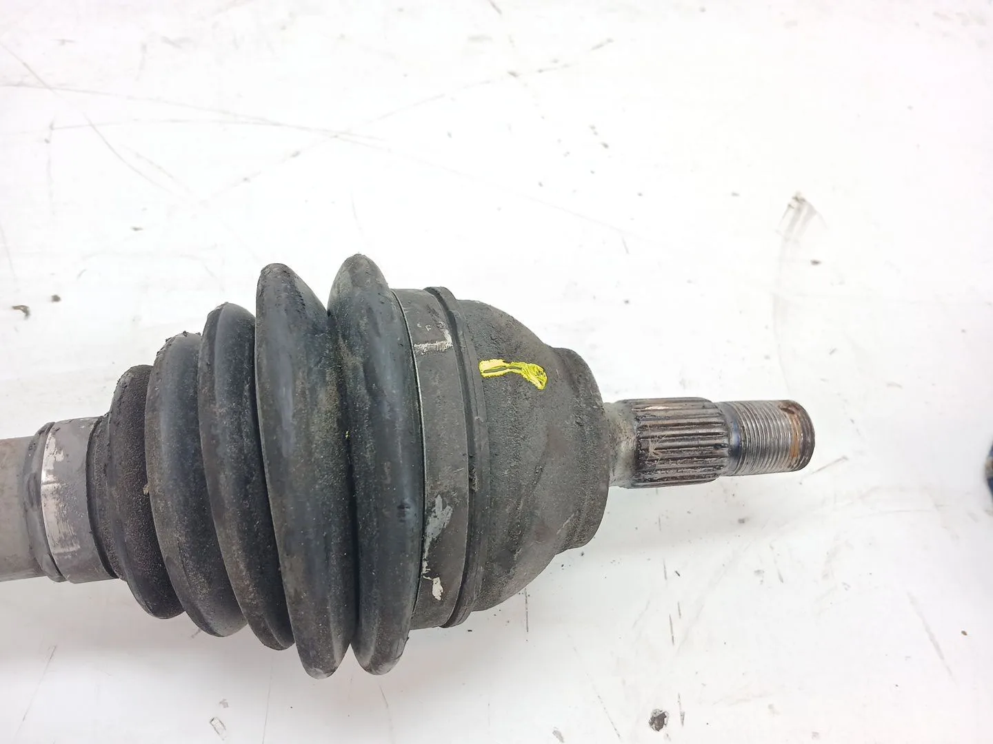 Transmision Delantera Izquierda para Peugeot 3008