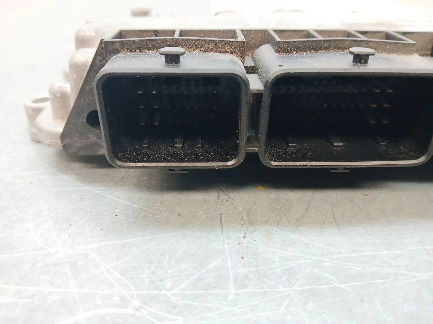 Centralita Motor Uce para Peugeot 3008