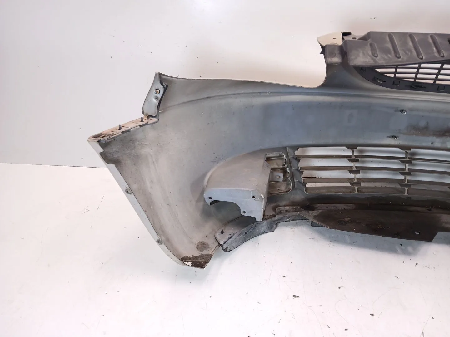 Paragolpes Delantero para Chrysler Voyager Iv (Rg, Rs)