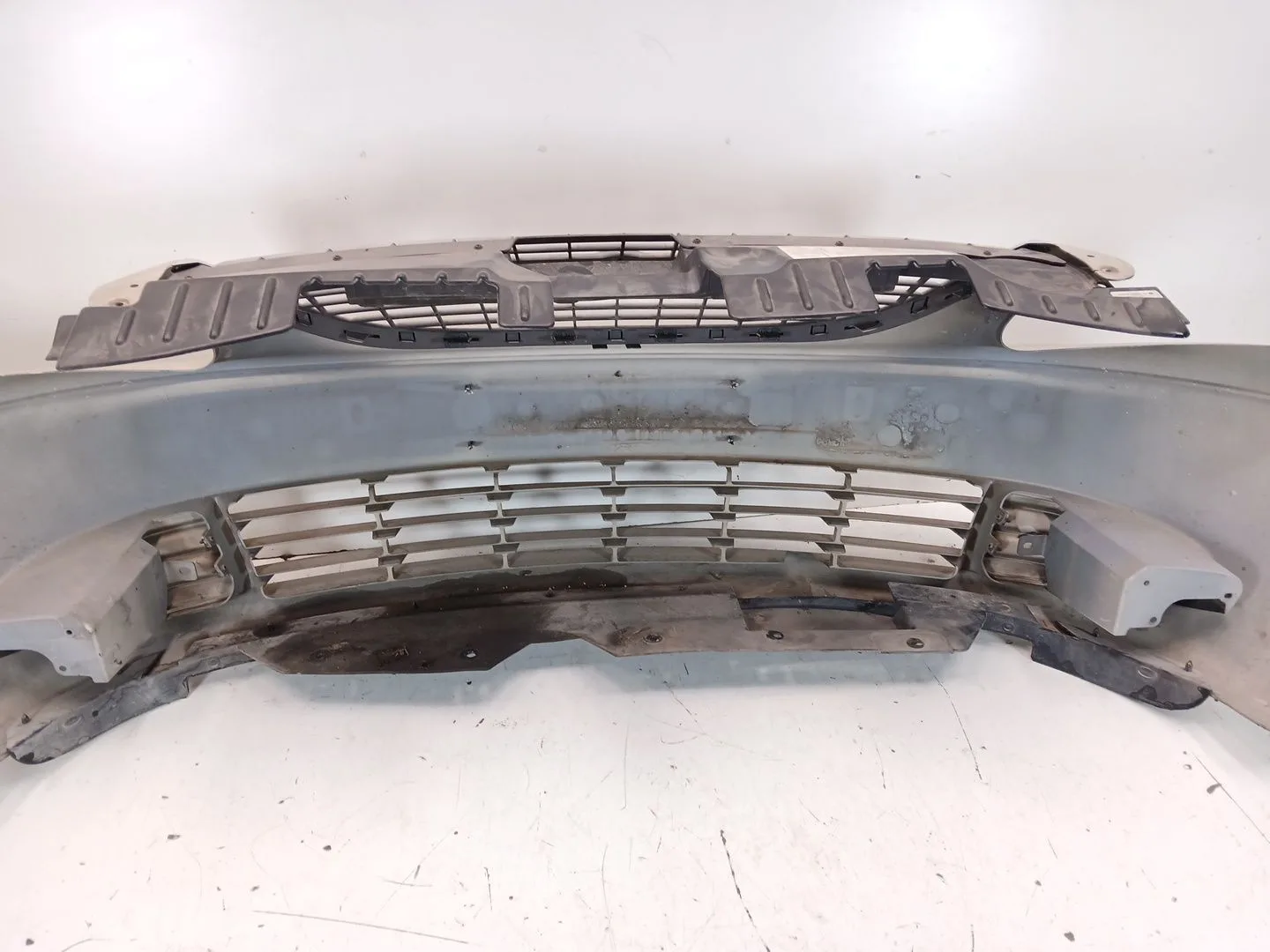 Paragolpes Delantero para Chrysler Voyager Iv (Rg, Rs)