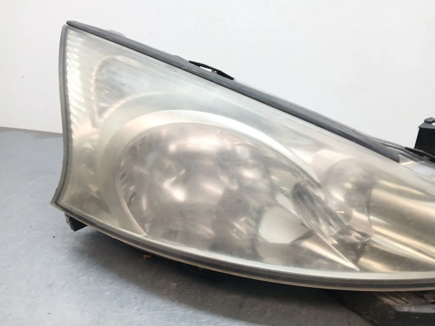Faro Derecho para Mitsubishi Grandis (Na_W)