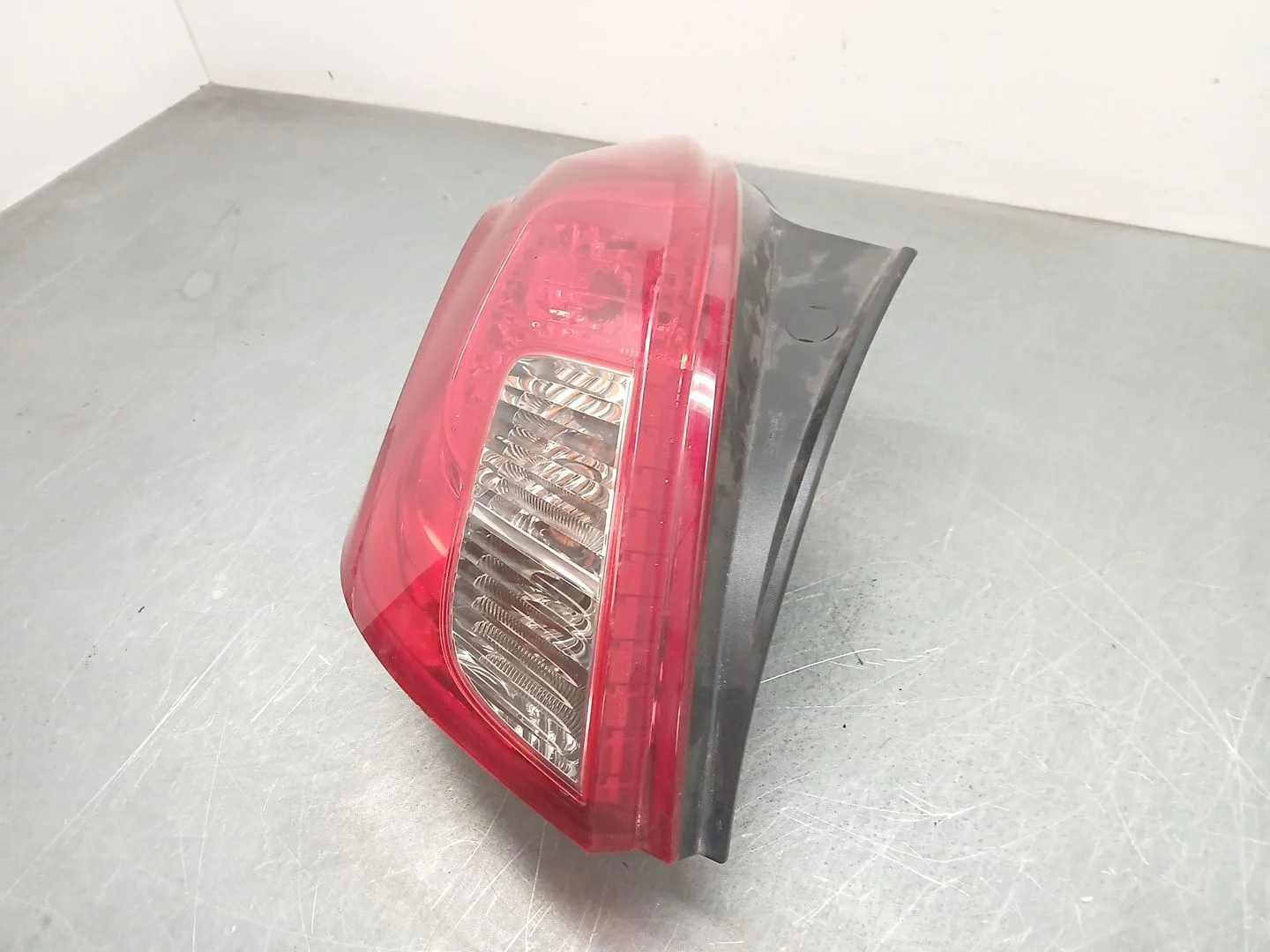 Piloto Trasero Izquierdo para Opel Mokka / Mokka X (J13)