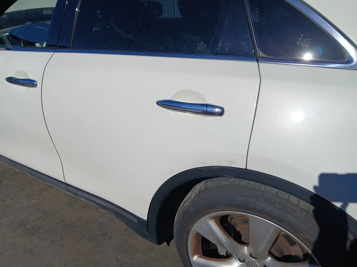 Puerta Trasera Izquierda para Infiniti Qx70