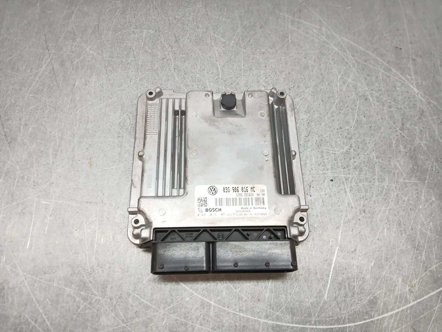 Centralita Motor Uce para Skoda Superb I (3U4)