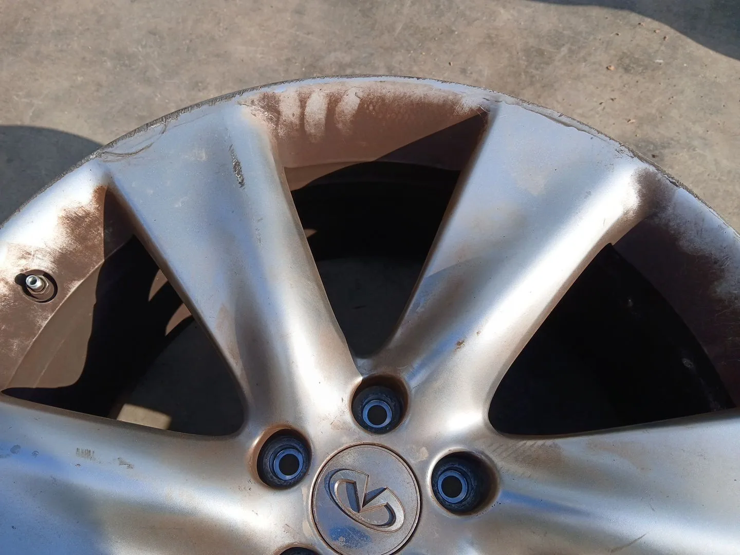 Llanta para Infiniti Qx70