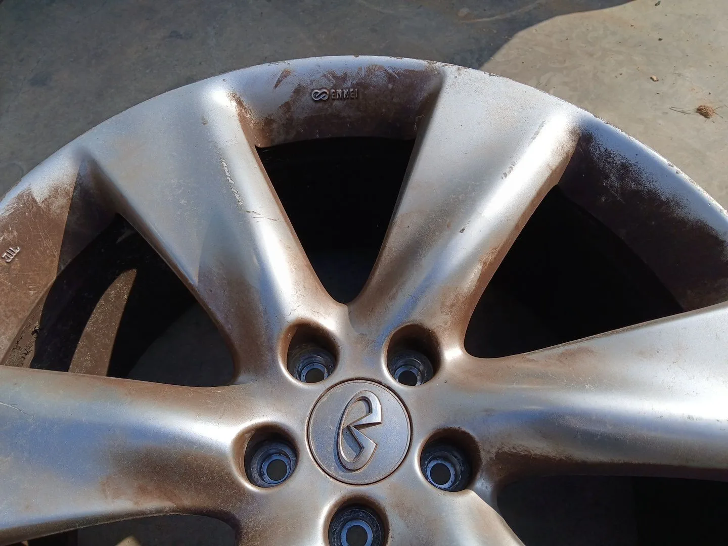 Llanta para Infiniti Qx70