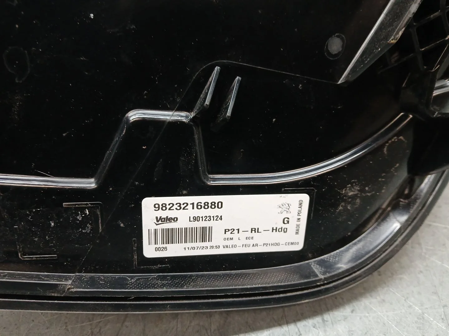 Piloto Trasero Izquierdo para Peugeot 208 Ii (Ub_, Up_, Uw_, Uj_)