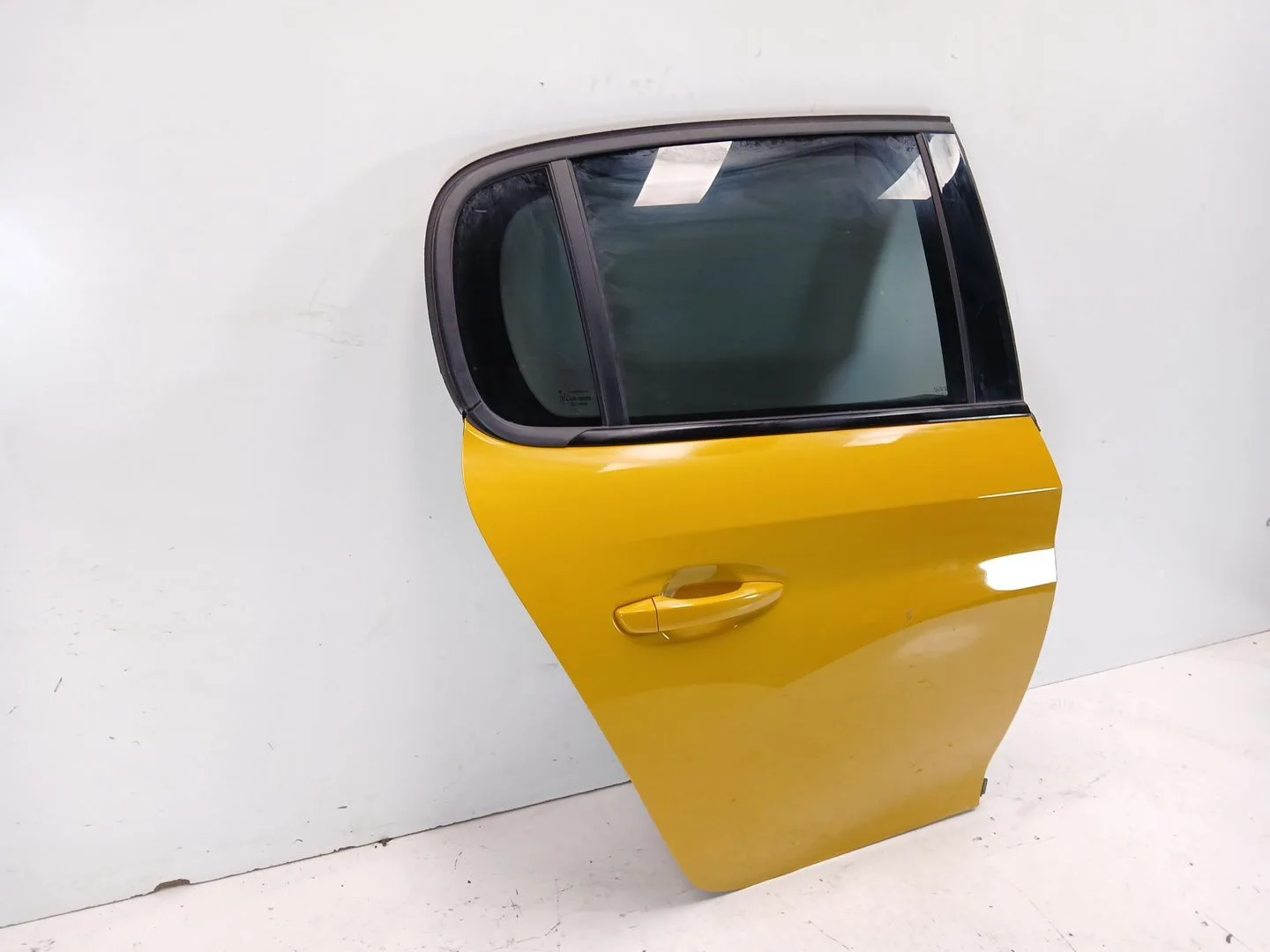Puerta Trasera Derecha para Peugeot 208 Ii (Ub_, Up_, Uw_, Uj_)