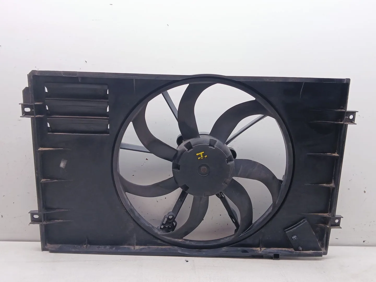 Electroventilador para Skoda Octavia Berlina (1Z3)