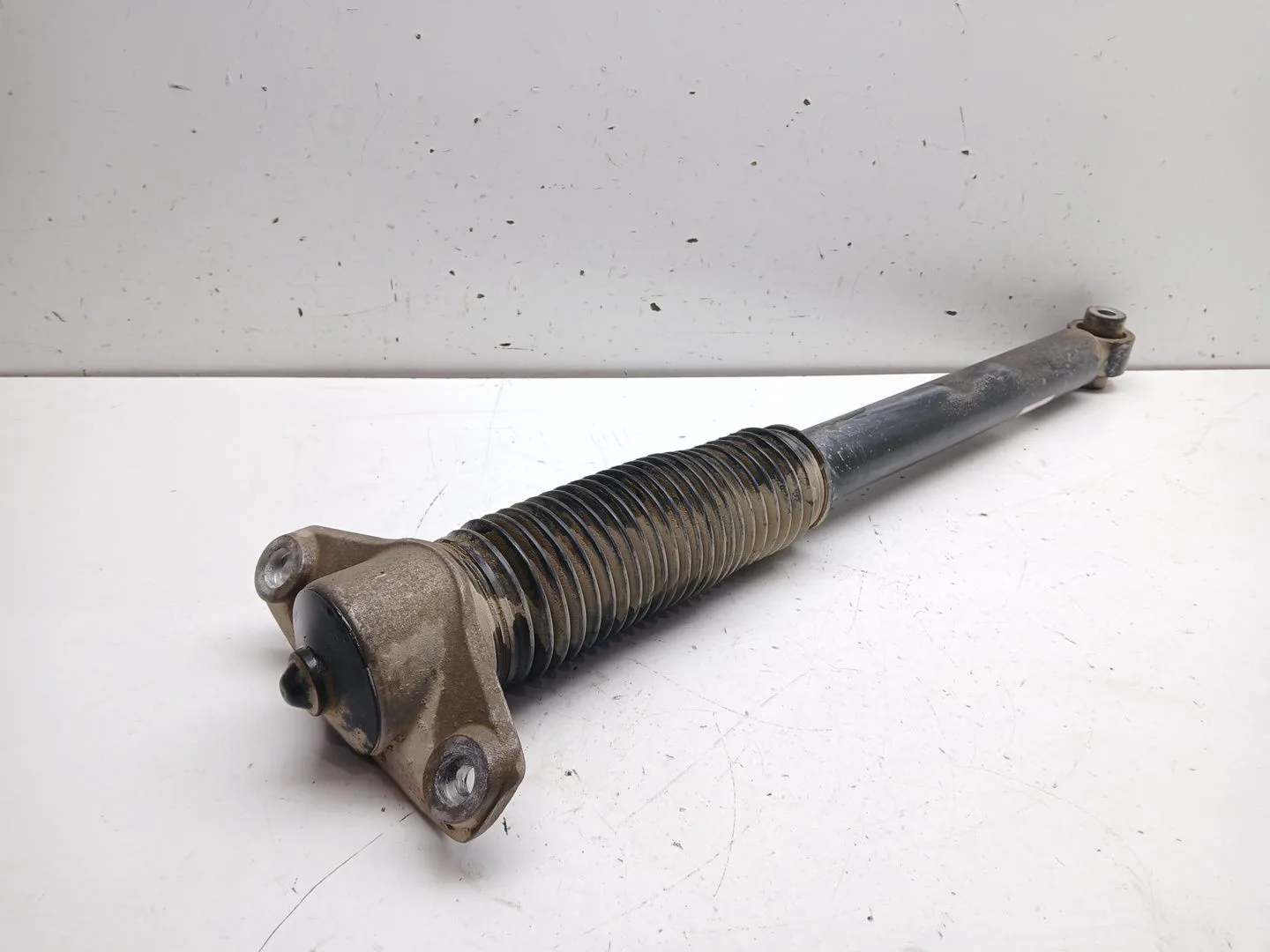 Amortiguador Trasero Derecho para Kia Ev6 (Cv)
