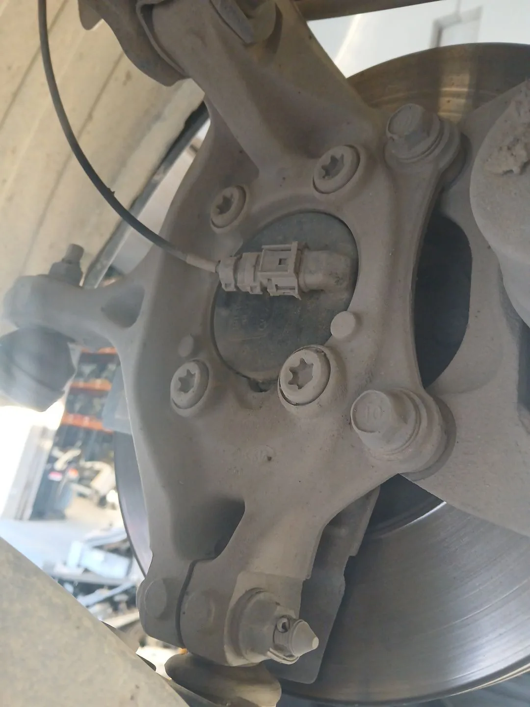 Mangueta Delantera Izquierda para Kia Ev6 (Cv)