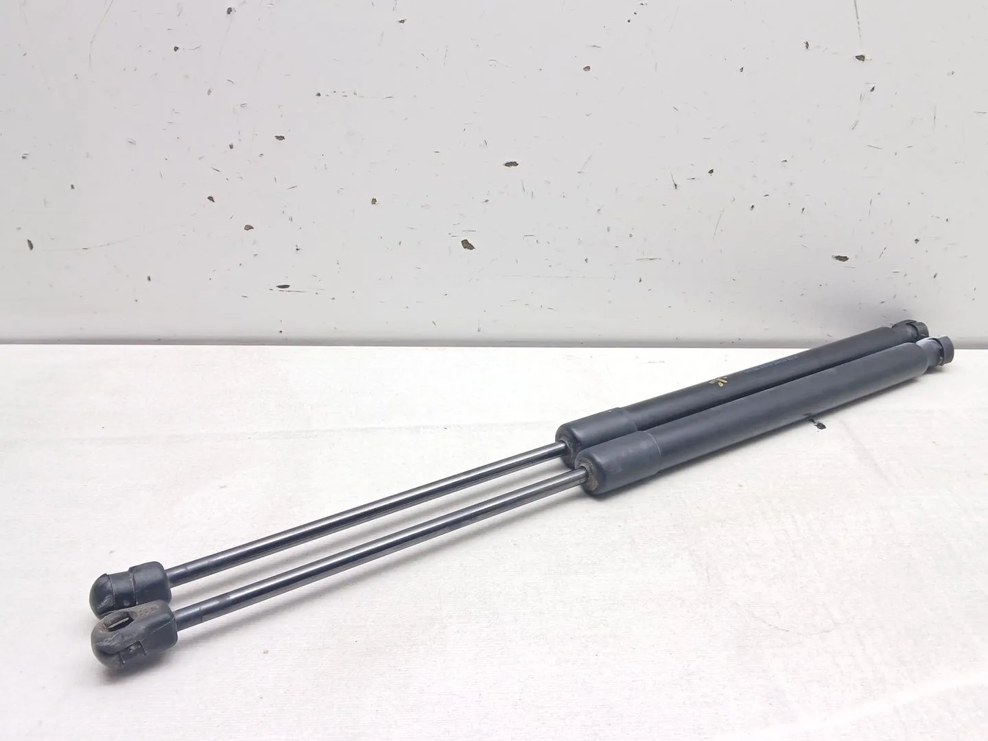 Amortiguadores Maletero / Porton para Audi Q5 (8R)