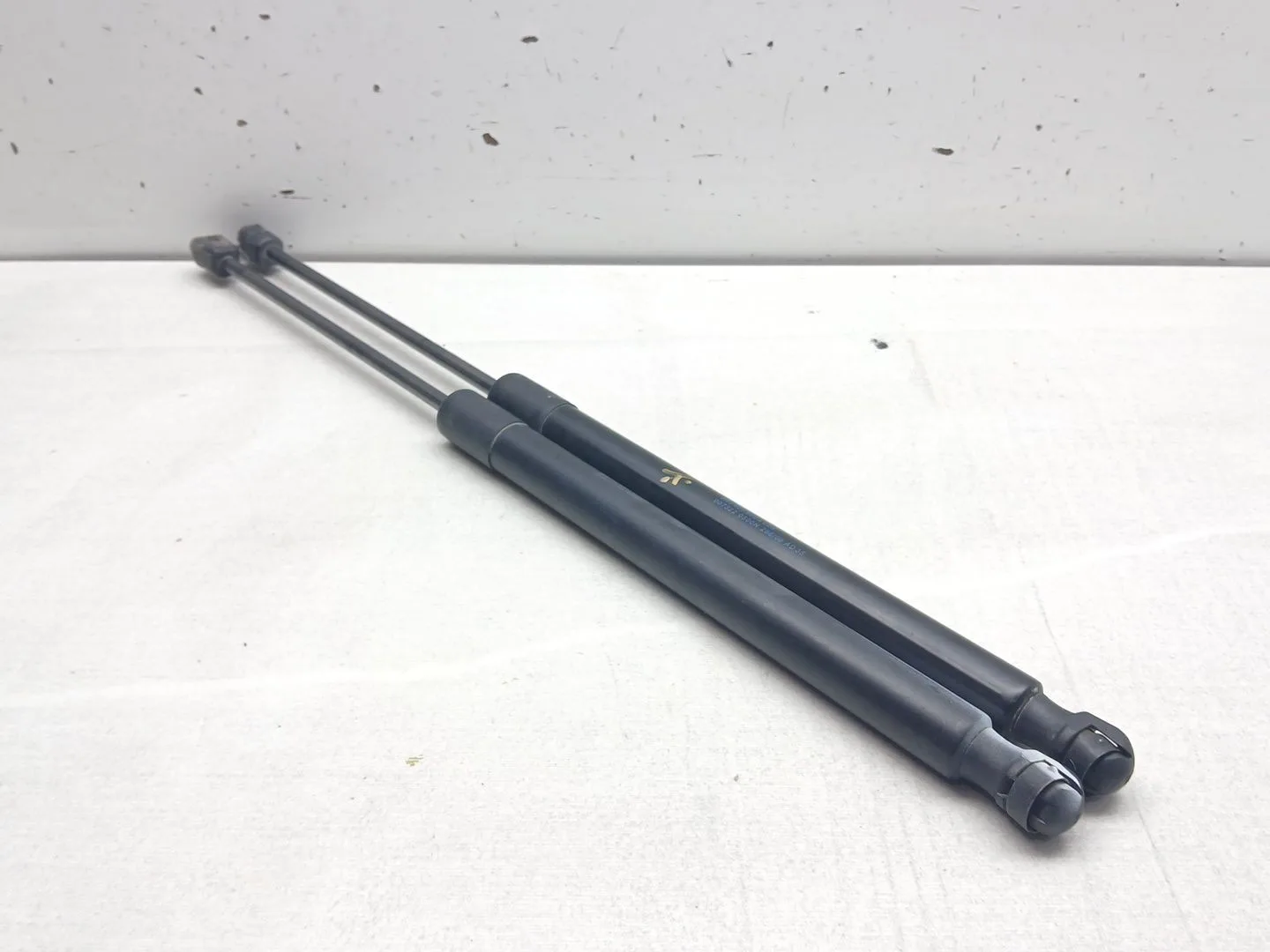 Amortiguadores Maletero / Porton para Audi Q5 (8R)
