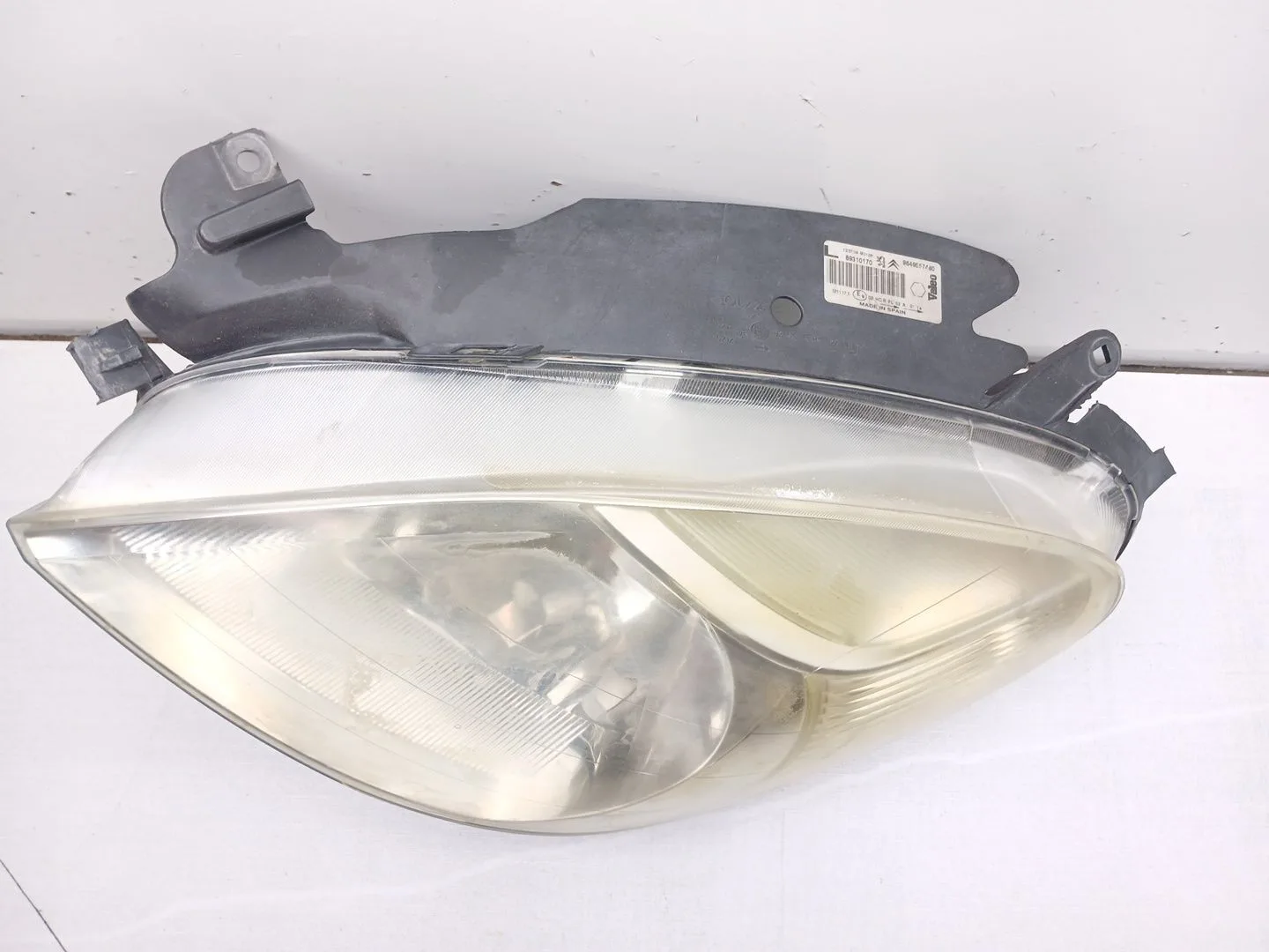 Faro Izquierdo para Citroën Xsara Picasso (N68)