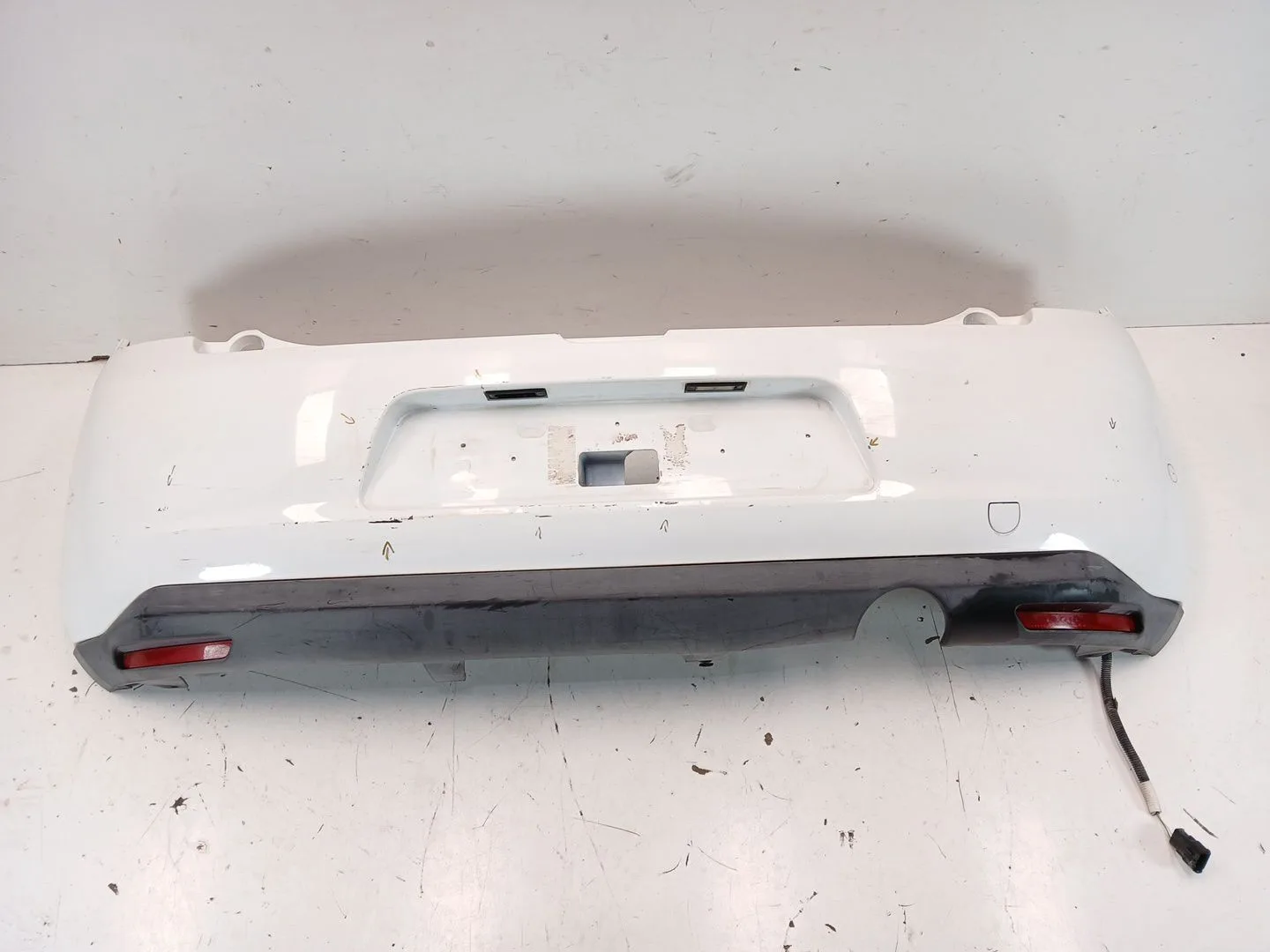 Paragolpes Trasero para Citroën C3 Ii (Sc_)