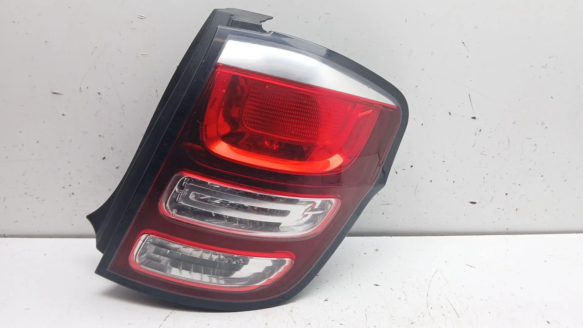 Piloto Trasero Derecho para Citroën C3 Ii (Sc_)