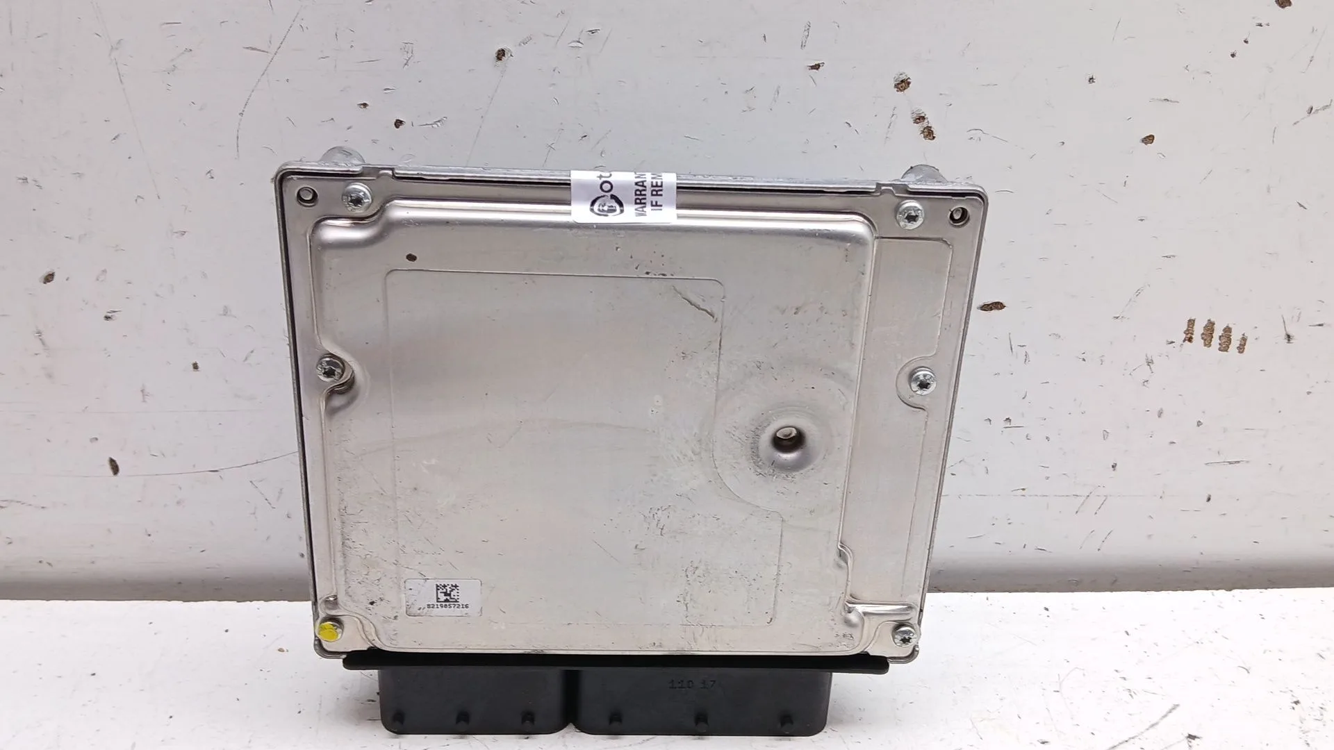 Centralita Motor Uce para Bmw X1 (E84)