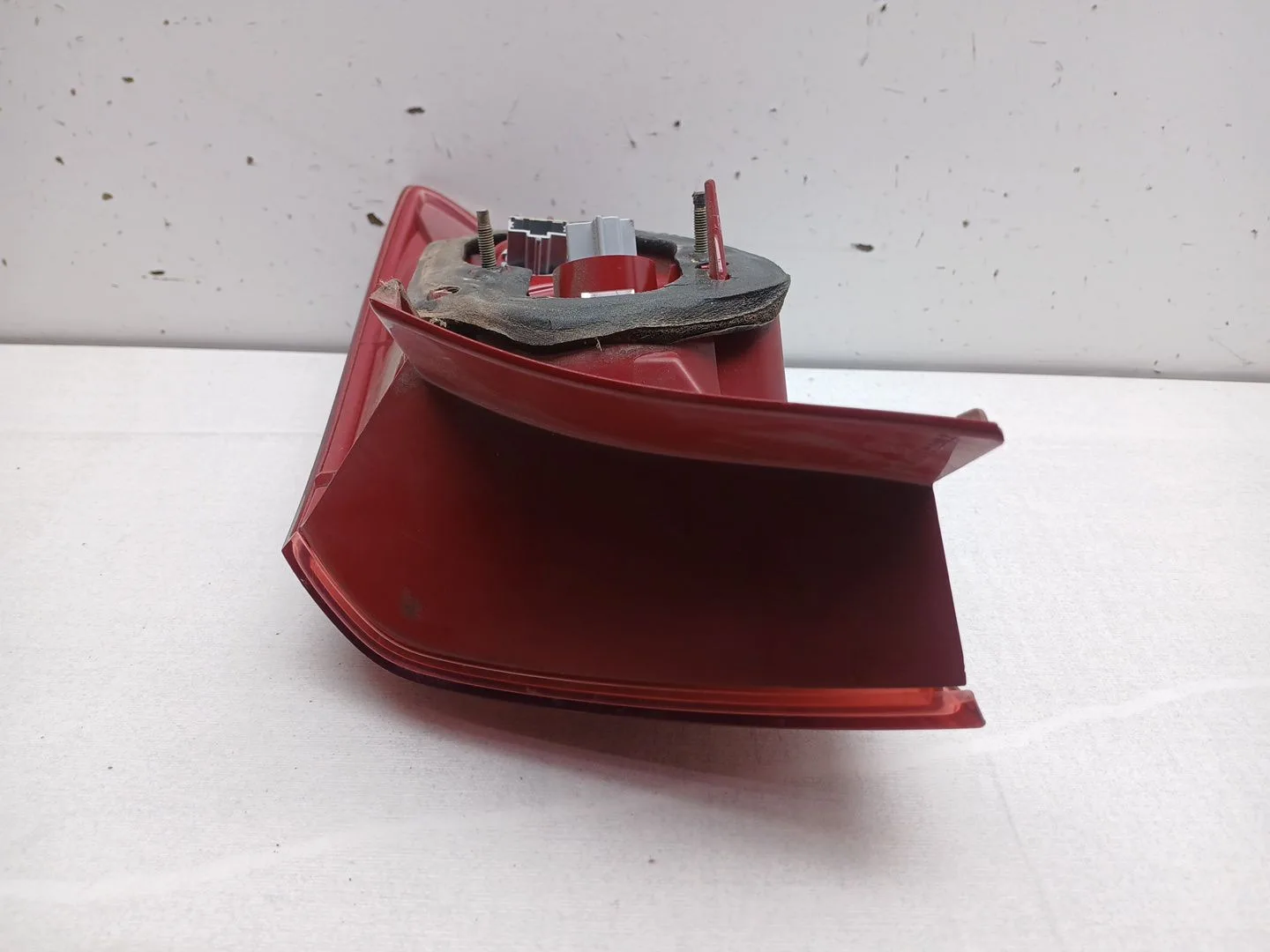 Piloto Trasero Izquierdo para Mazda 3 (Bk)