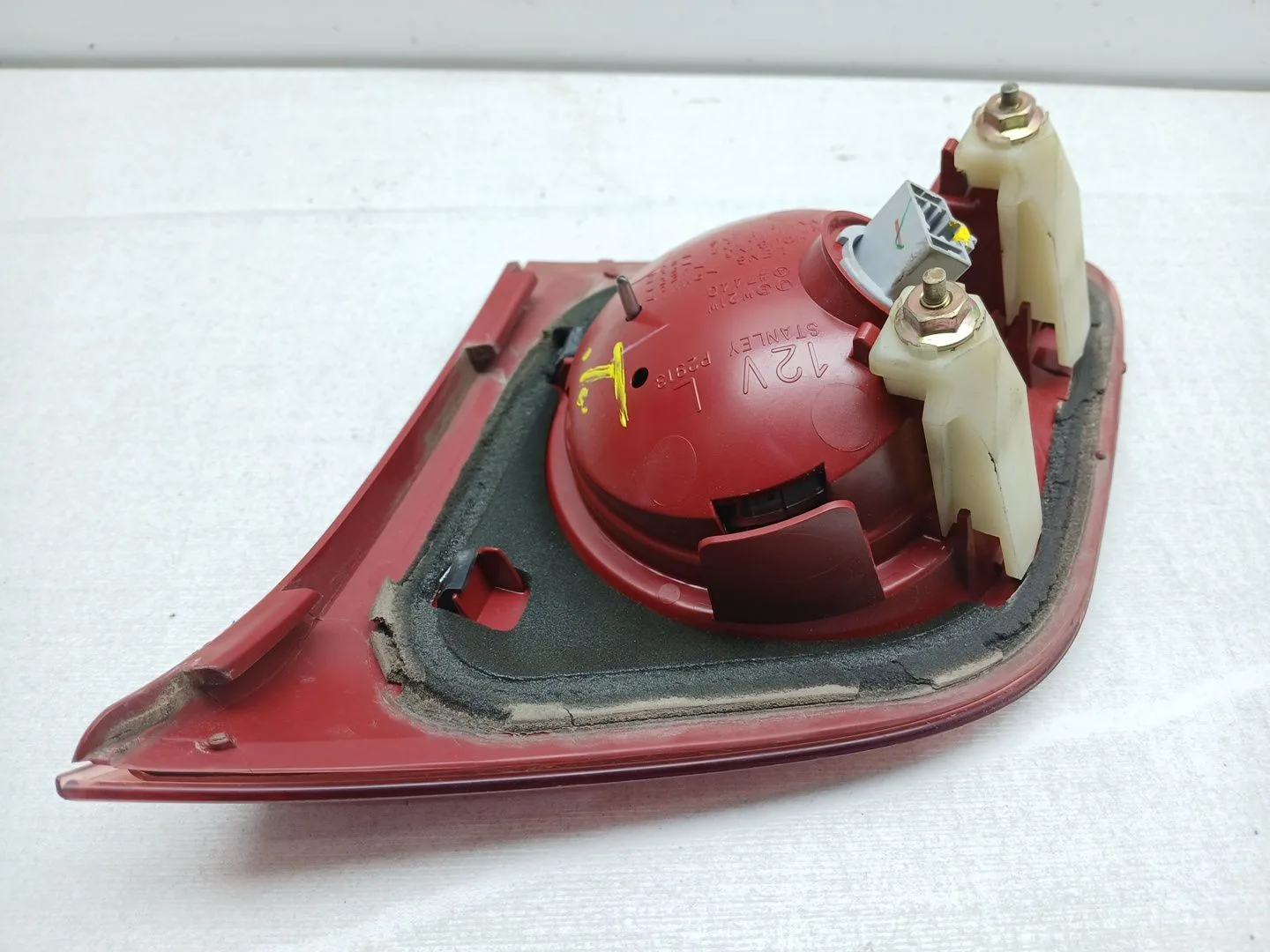 Piloto Trasero Izquierdo Interior para Mazda 3 (Bk)
