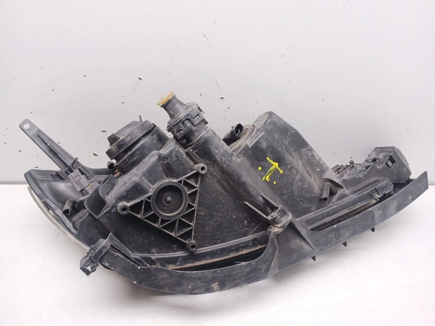 Faro Izquierdo para Mazda 3 (Bk)