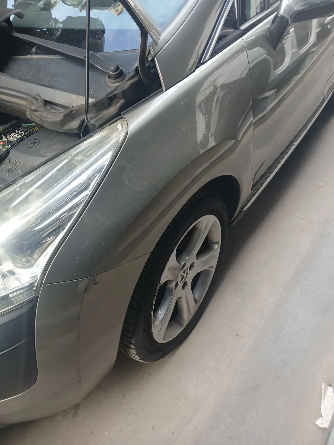 Aleta Delantera Izquierda para Peugeot 3008 I Monospace (0U_)