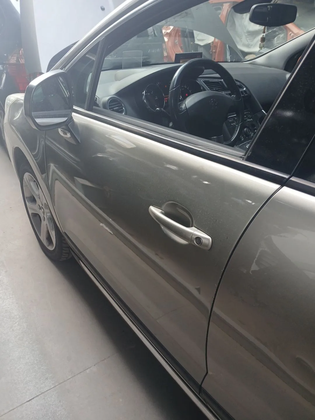 Puerta Delantera Izquierda para Peugeot 3008 I Monospace (0U_)