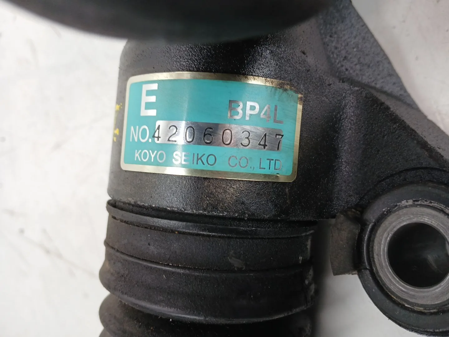 Cremallera Direccion para Mazda 3 Sedan (Bk)