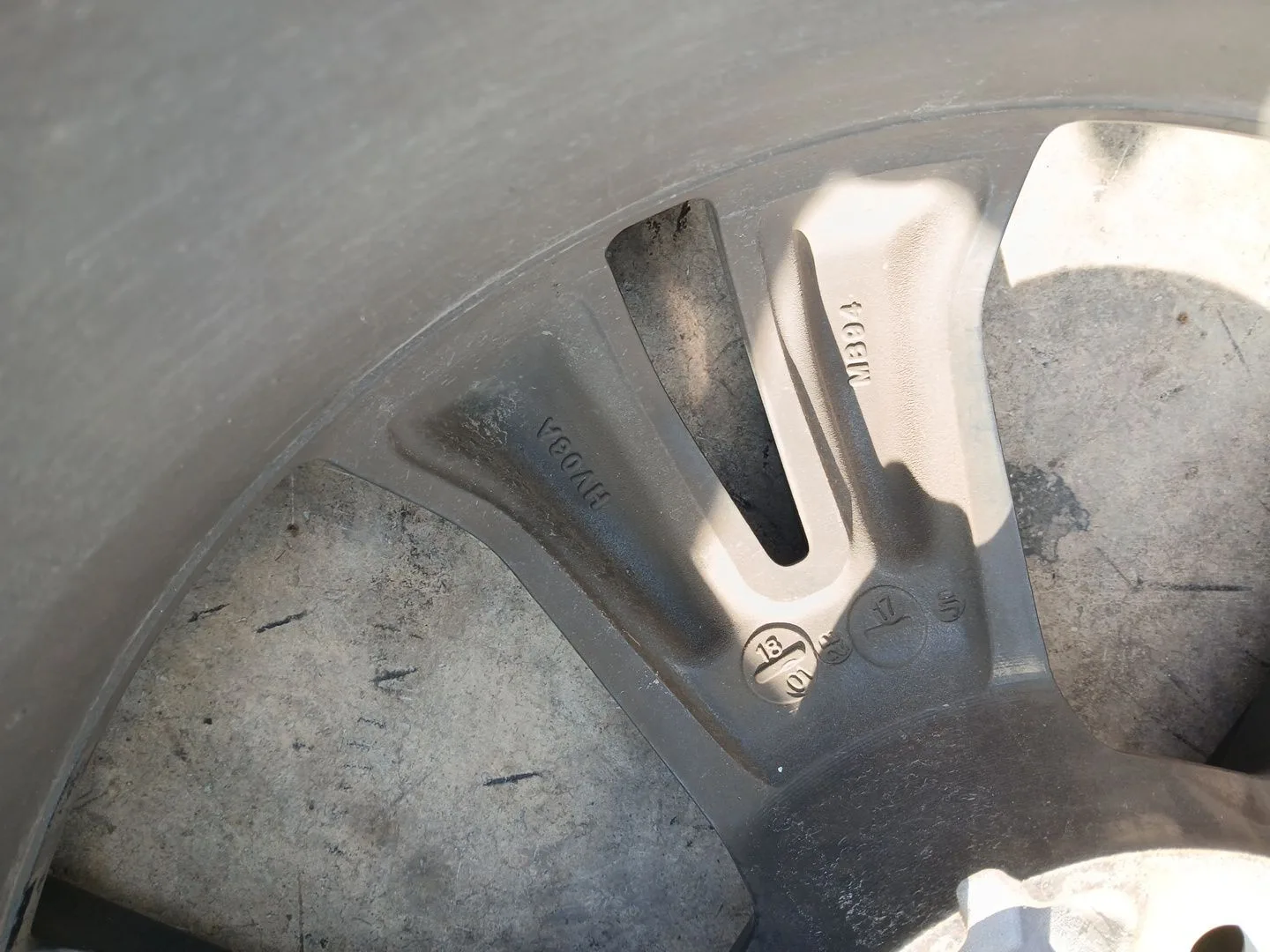 Llanta Trasera Izquierda para Nissan Qashqai Ii (J11, J11_)