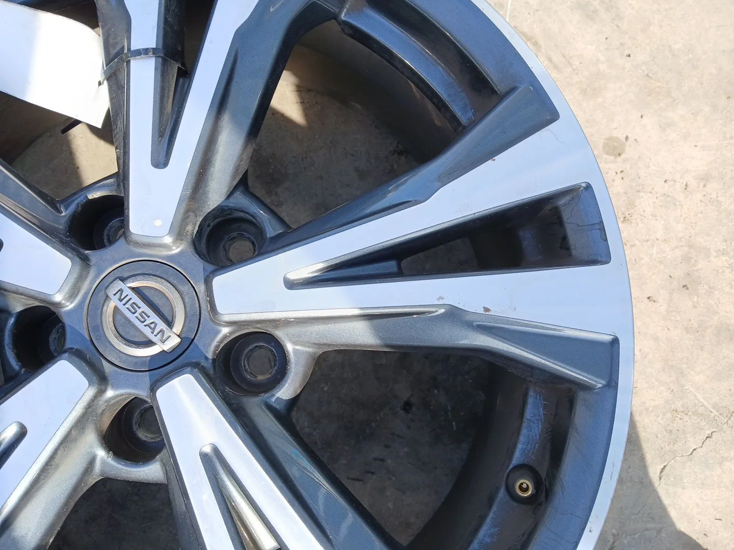 Llanta Delantera Derecha para Nissan Qashqai Ii (J11, J11_)