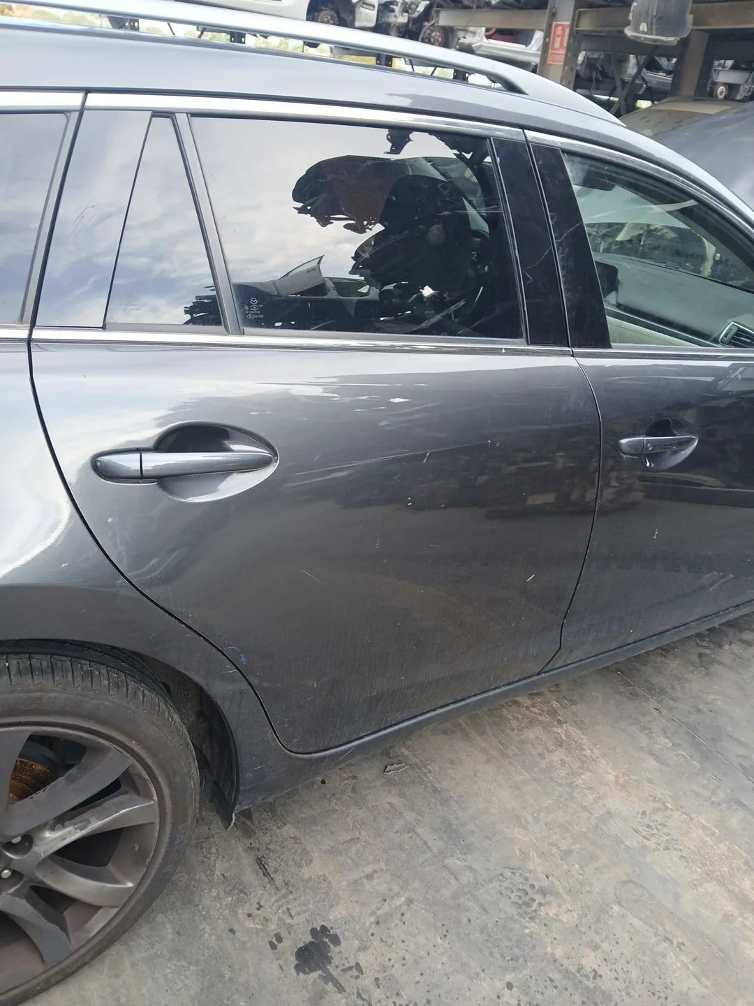 Puerta Trasera Derecha para Mazda 6 Station Wagon (Gj, Gl)