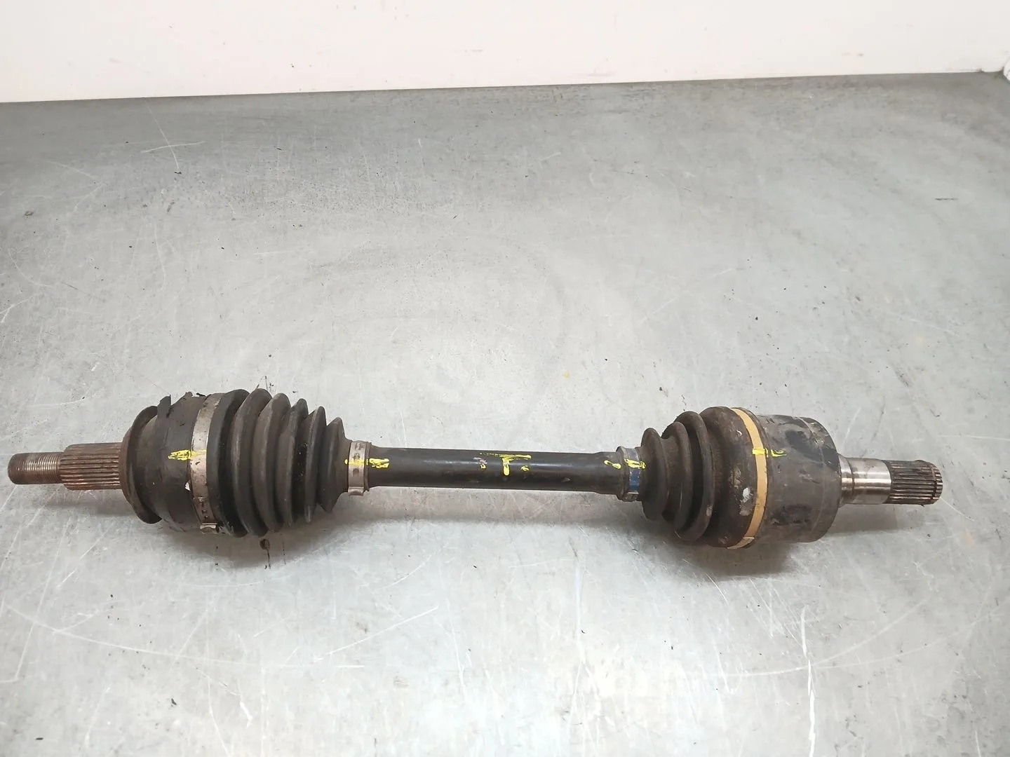 Transmision Delantera Izquierda para Mazda 6 Station Wagon (Gj, Gl)