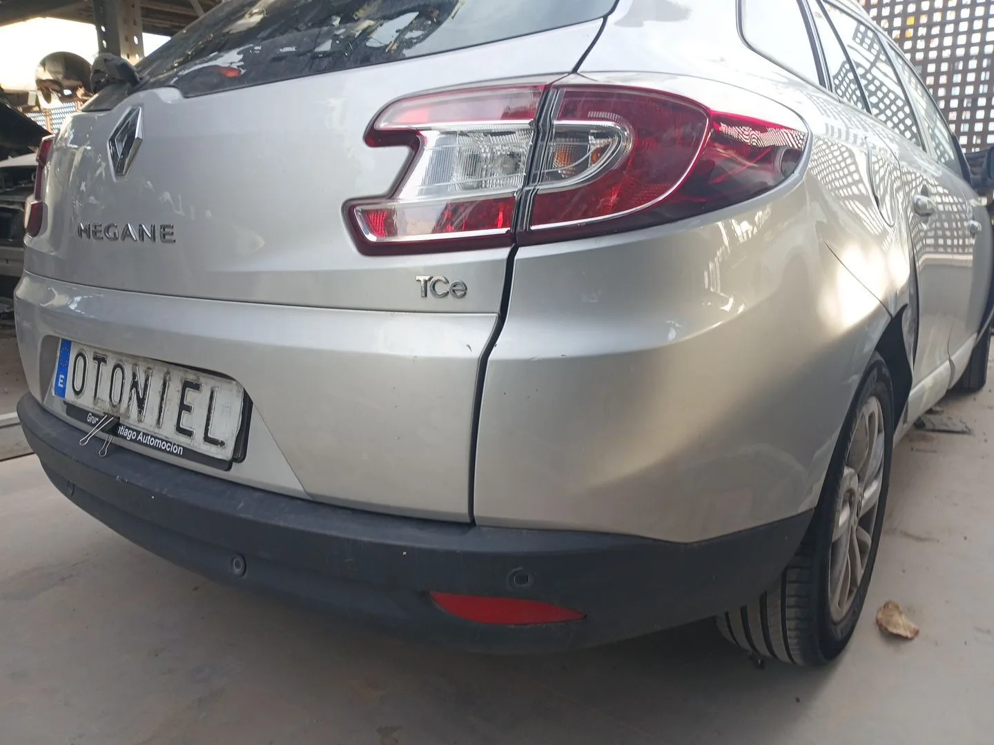 Paragolpes Trasero para Renault Megane Iii Grandtour (Kz0/1)