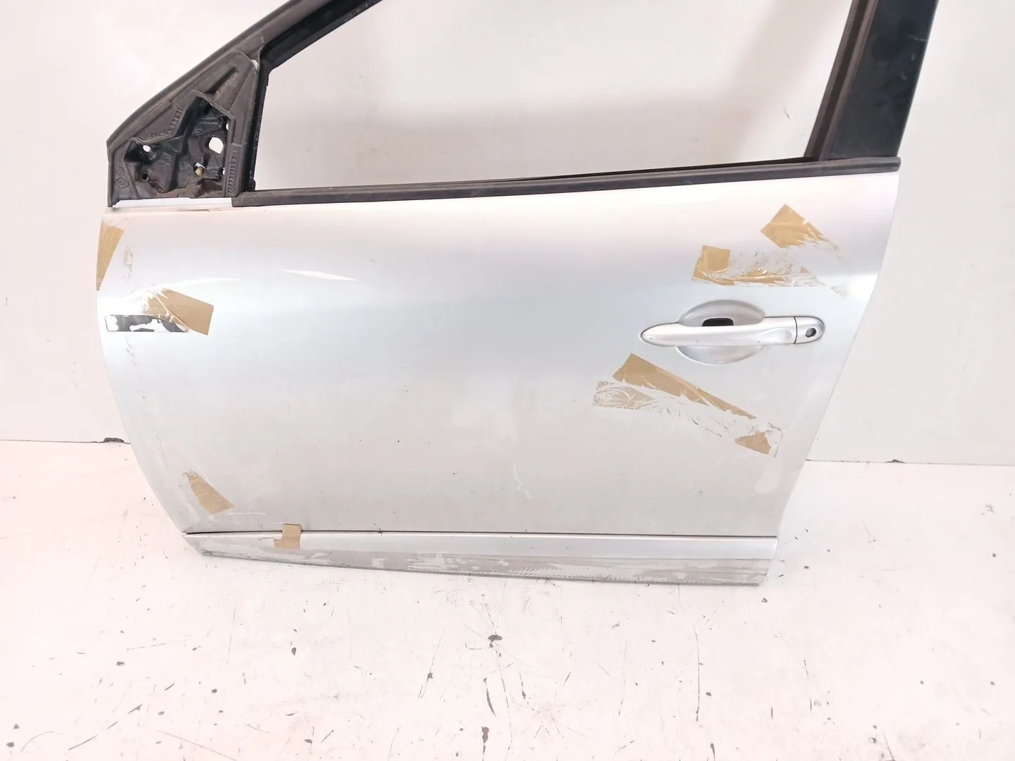 Puerta Delantera Izquierda para Renault Megane Iii Grandtour (Kz0/1)