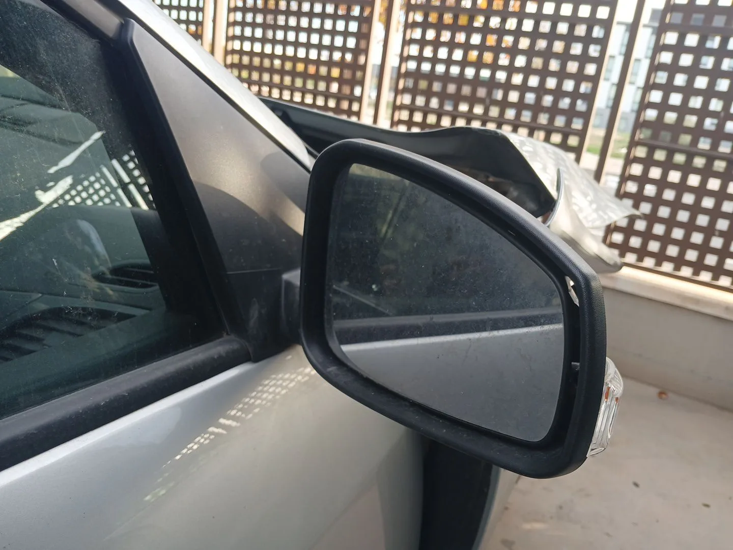 Retrovisor Derecho para Renault Megane Iii Grandtour (Kz0/1)