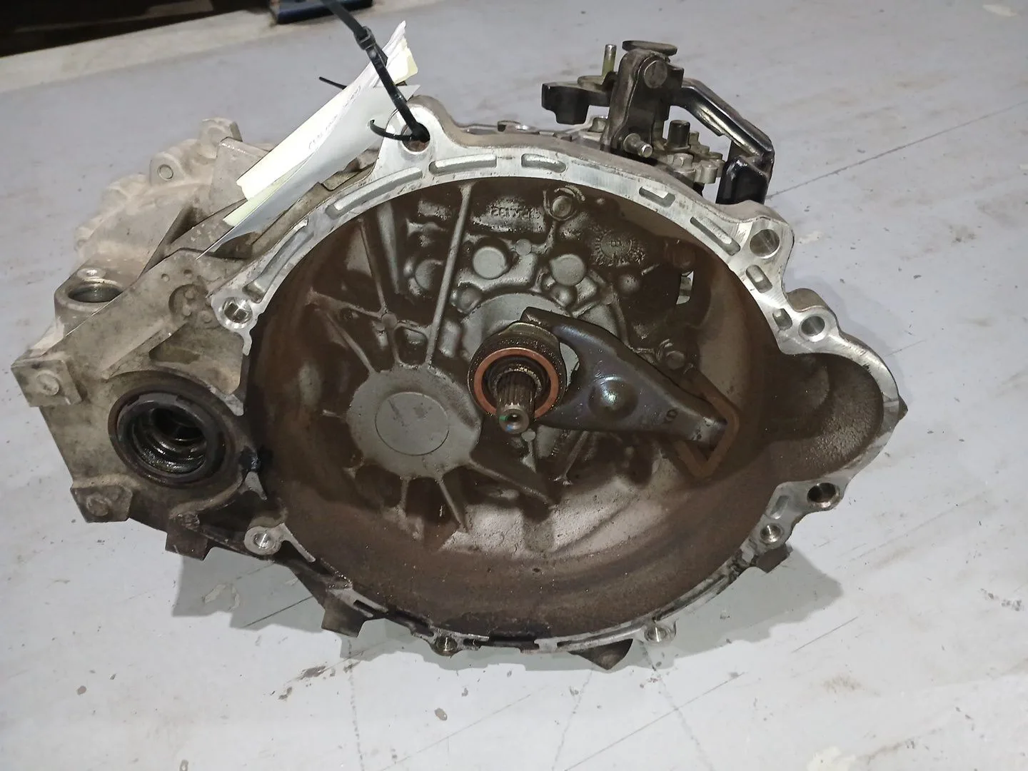Despiece Caja Cambios para Kia Carens Iv
