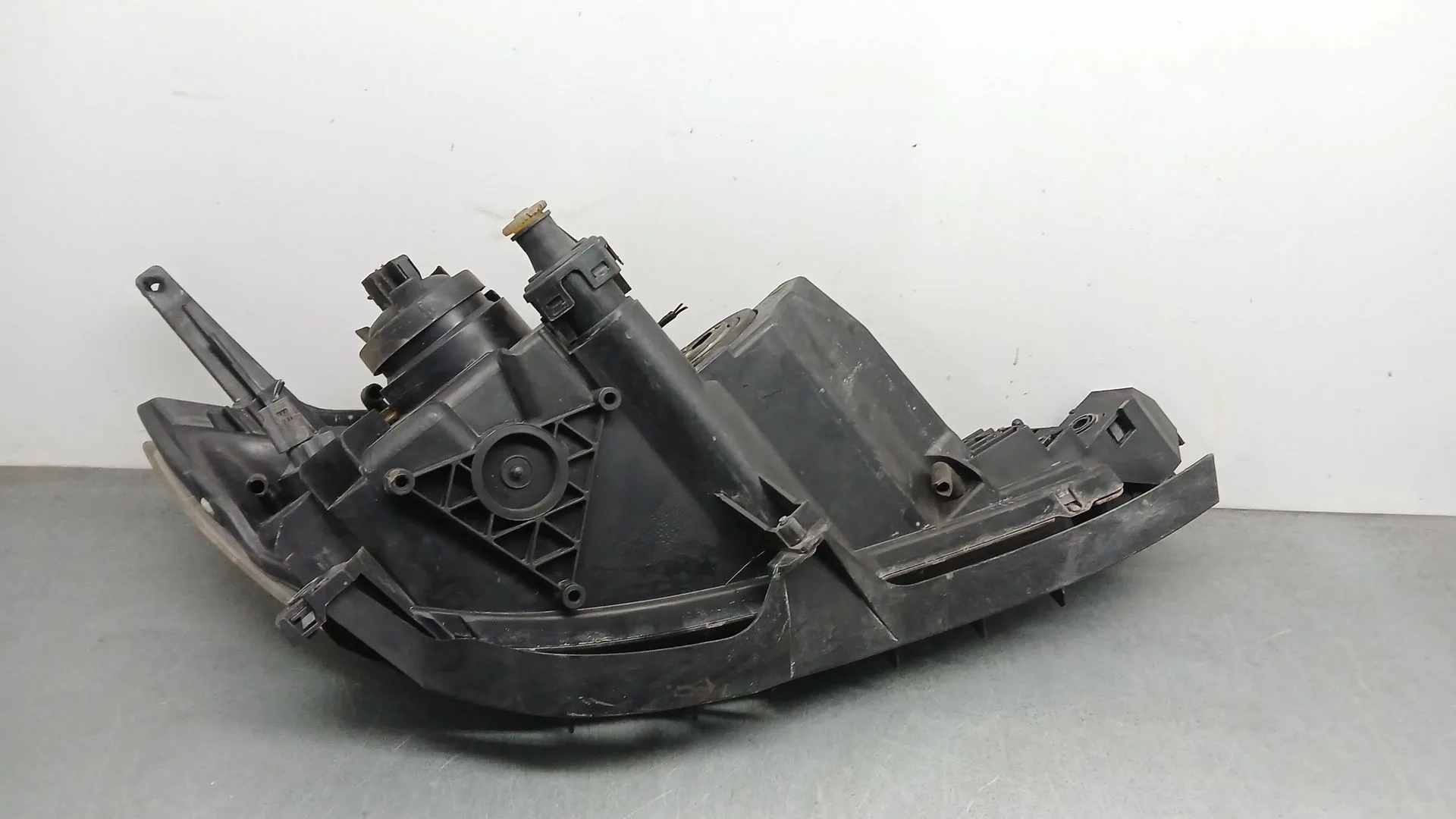 Faro Izquierdo para Mazda 3 Sedan (Bk)